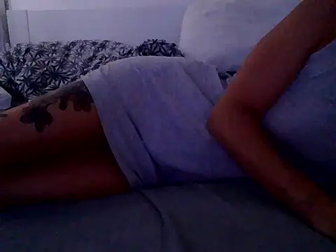 SweetLuc11 online show from June 27, 7:31 pm