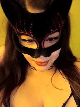 Conejita69n n online show from May 12, 3:15 am
