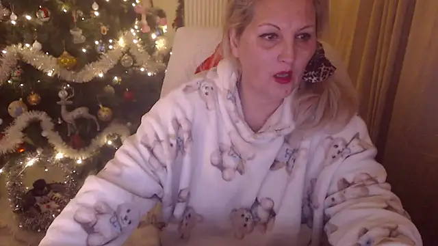 Divineblond online show from December 19, 12:59 am