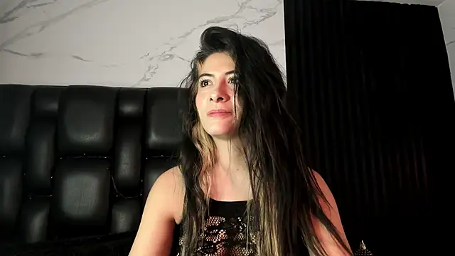 AshleyyHall online show from June 3, 2:33 pm