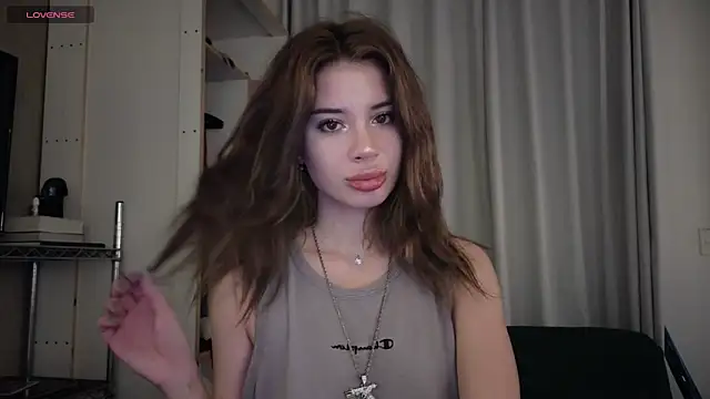 stuirta online show from April 25, 8:39 pm