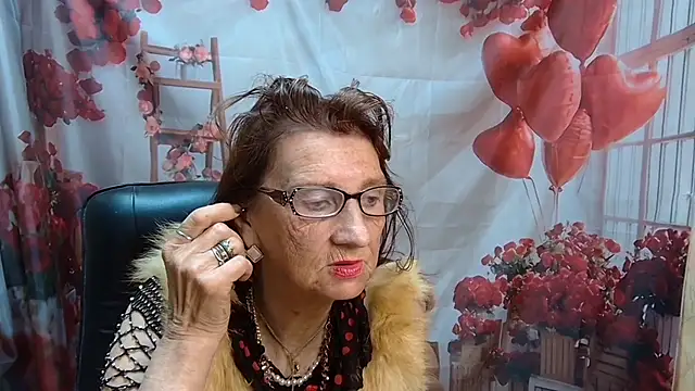 AliceWriter online show from May 17, 11:31 am