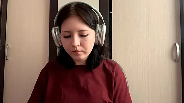 VerenaGiere online show from April 29, 12:30 pm