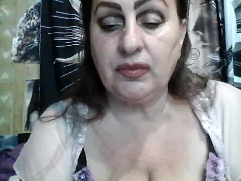 LoaqLovew online show from July 30, 8:59 am