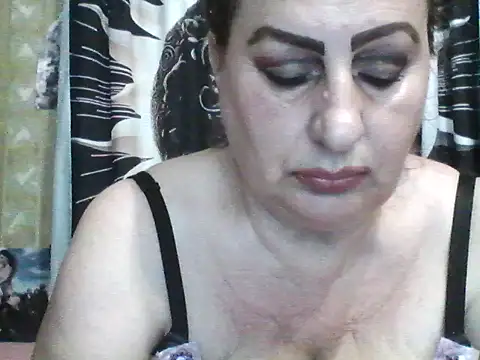 LoaqLovew online show from June 29, 11:32 am