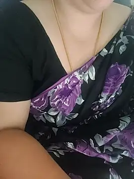 Call Honey online show from July 11, 2:33 am