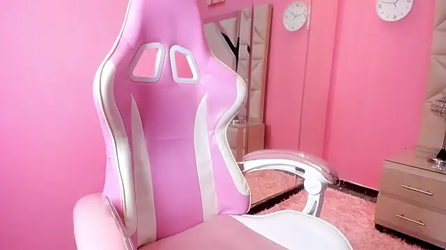 cherry love 0 online show from April 25, 1:41 pm