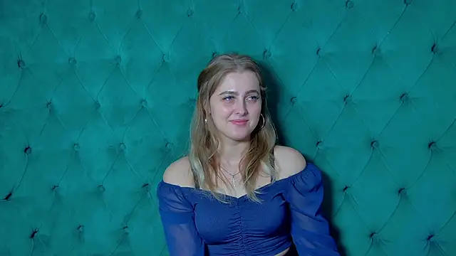 EllaBells online show from July 8, 7:32 am