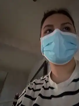 RoseSavoy online show from April 26, 3:54 pm