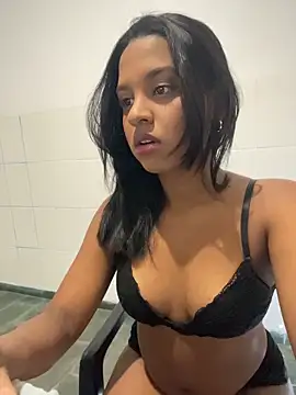 alicelopesx online show from May 29, 11:57 pm