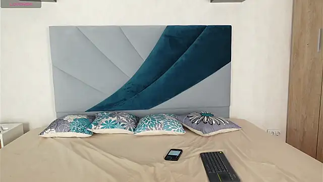 Sky Riyoo online show from June 3, 4:13 am