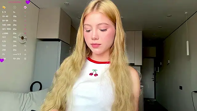 AlberthaBudd online show from July 5, 5:02 am