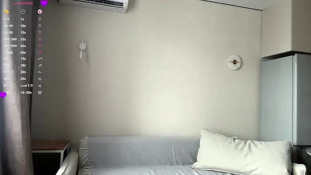 AlberthaBudd online show from July 1, 4:01 am