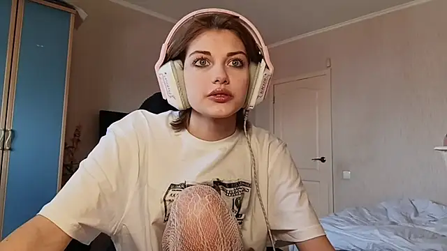 LinaFlamie online show from April 25, 10:29 am