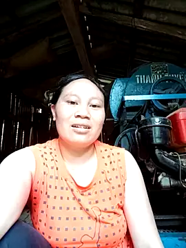 lanngoc2 online show from May 15, 11:51 pm