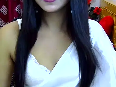 Alina Nur online show from July 11, 1:33 pm