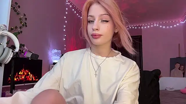 milimoon online show from April 25, 12:08 pm