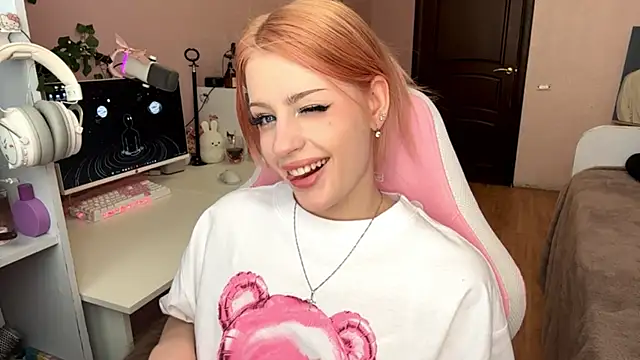 milimoon online show from April 28, 2:27 am