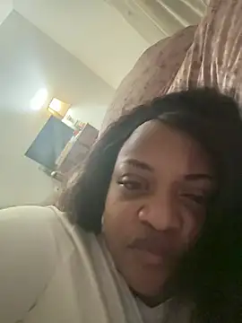 richierichelle online show from May 5, 2:03 am