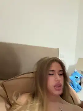 jessicablondexxx online show from June 1, 11:49 pm