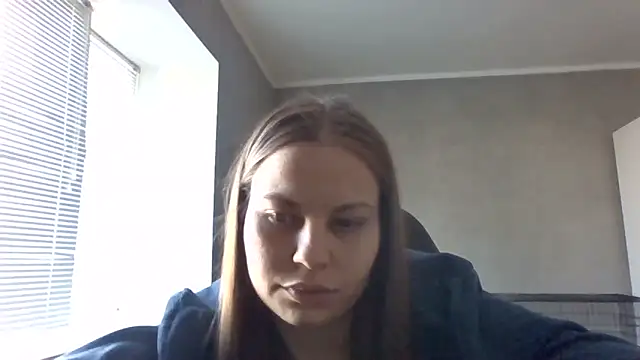  Linsyy ee  online show from May 3, 1:58 pm