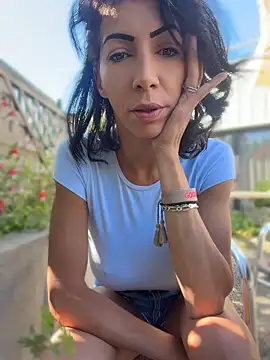 Yasmiinee online show from June 14, 7:42 am