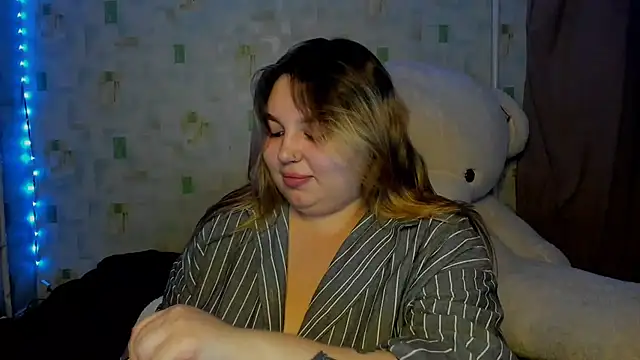 LillyHaigh online show from July 20, 8:42 pm