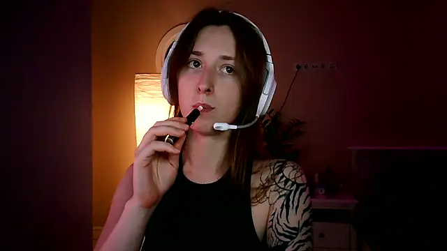 she tora69 online show from June 11, 12:32 am
