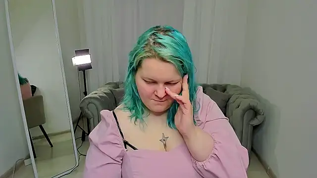 Amelia Skyee online show from July 6, 3:36 pm