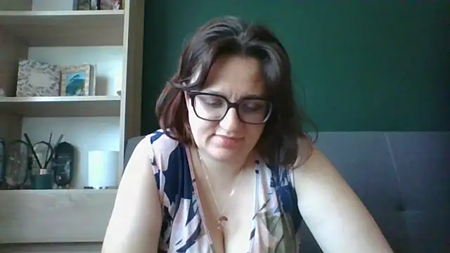 sensual paris online show from July 22, 5:30 am