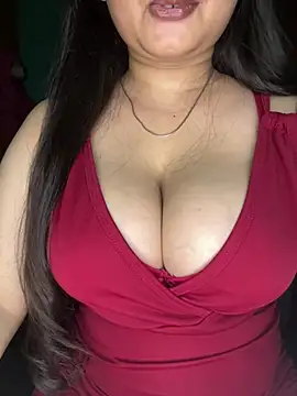 Naughty pooja44 online show from June 24, 7:02 pm