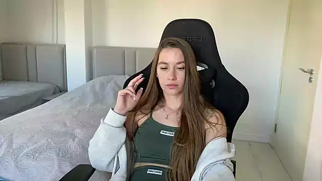 PrincesSsLilu online show from May 4, 2:43 pm