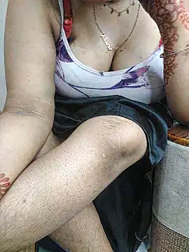 HD Queen 69 online show from May 12, 5:26 am
