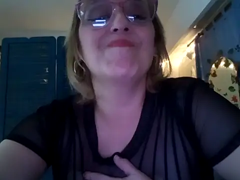 sexymoon75 online show from May 3, 3:54 am