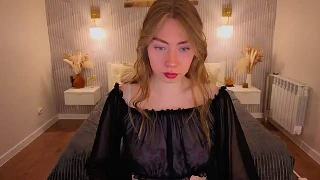 Leslie Whait online show from May 15, 9:23 am