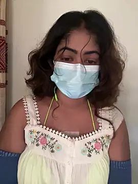 HotQueenSri online show from June 11, 3:25 am