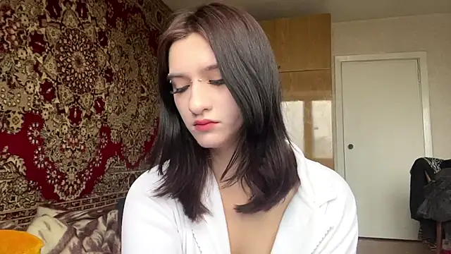 MarindaLueth online show from April 29, 3:15 pm