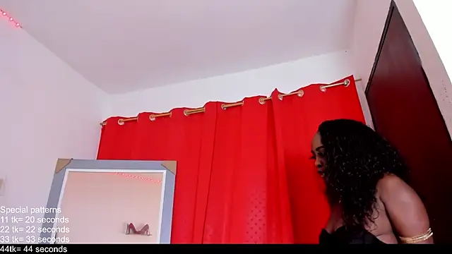 EmilyRooa1 online show from July 22, 7:15 pm