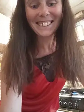 MerelinMILf2 online show from May 24, 5:34 pm