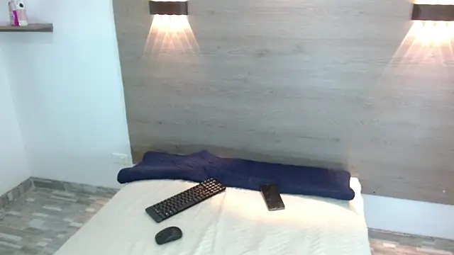 RoxxySweet01 online show from June 2, 2:07 pm