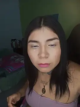 PequenaNena online show from August 7, 2:51 am