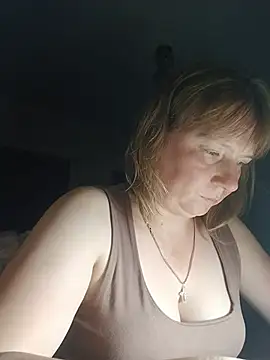 MikkiLove777 online show from May 31, 10:11 pm