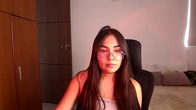 abbyyandmaxx online show from August 3, 7:52 pm
