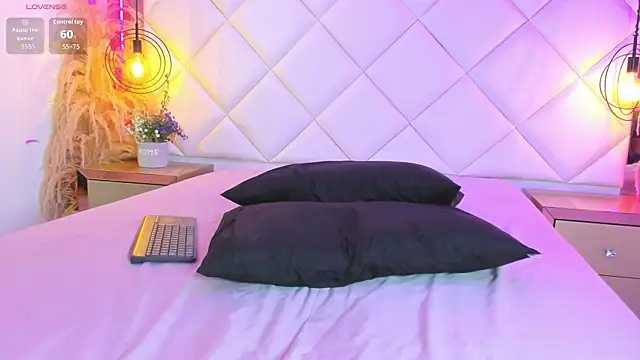 StefannyLizz online show from June 7, 4:03 pm