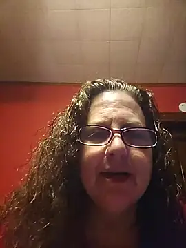 Harleygirl73 online show from June 10, 2:44 am