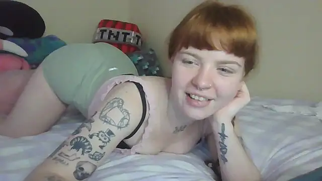 ceeceewraith online show from June 5, 3:21 am