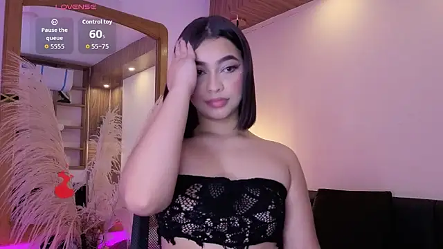 Chloe monroee online show from May 14, 3:45 am
