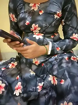 Seema yadav01 online show from May 6, 6:17 am
