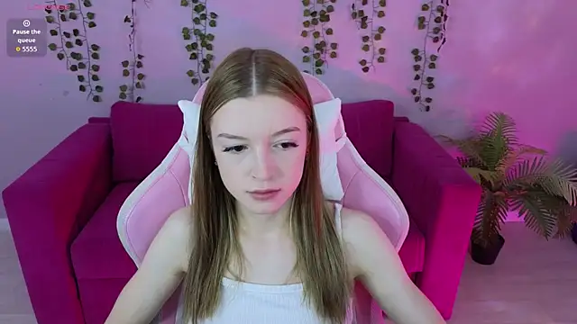 Eva Th0mpson online show from June 15, 12:55 am