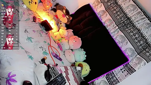 SexyMoon09 online show from August 2, 9:01 am